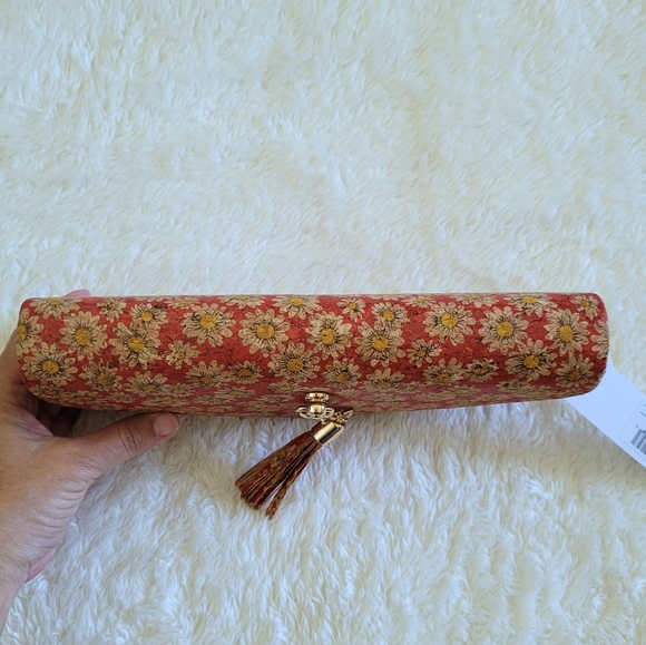 ✨️HP✨️ Alessia Daisy🌼 Cork Fabric Clutch/Shoulder Bag - NWT - Picture 4 of 16